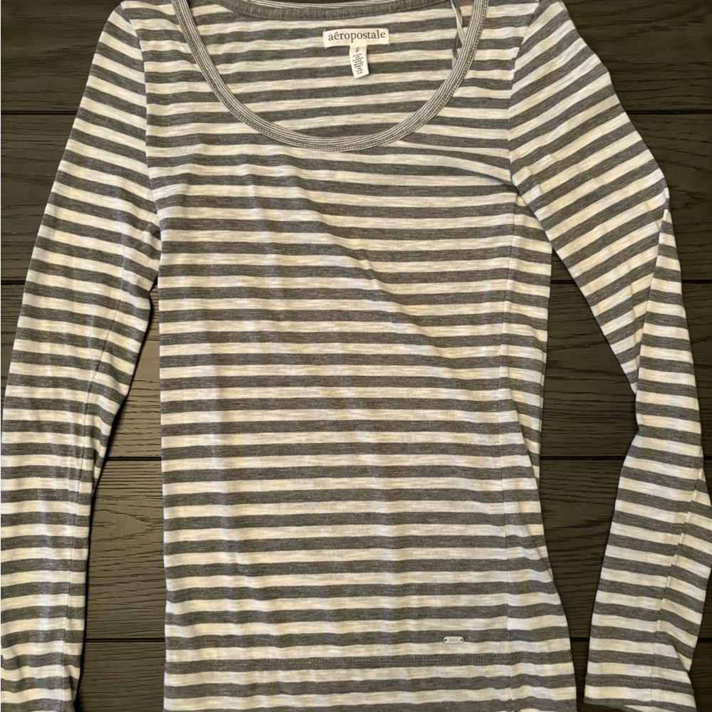 Brand new Aeropostale Long Sleeve -large